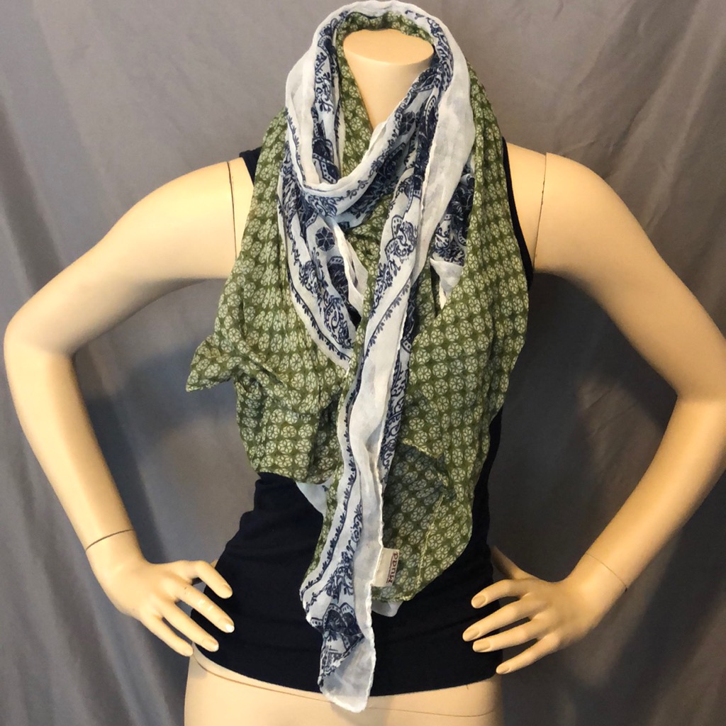 Mudd Scarf